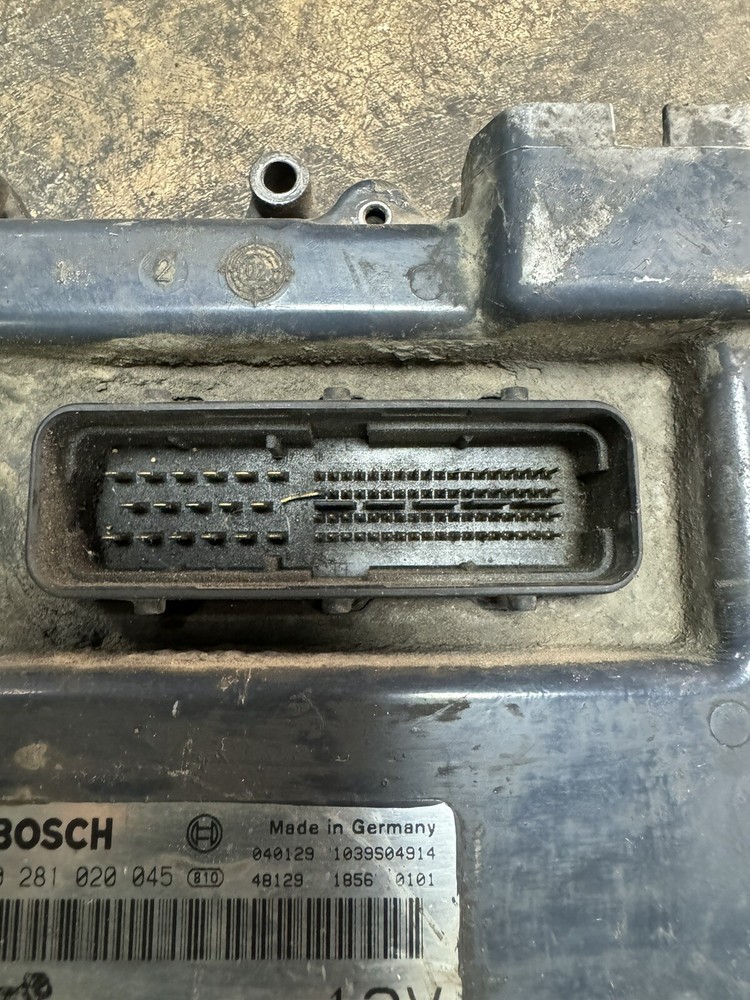 Mack AC Diesel Engine Control Module ECM ECU - P/N: 0 281 020 045