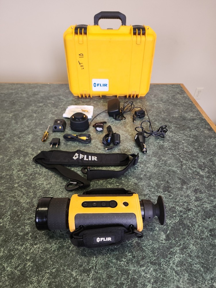 FLIR First Mate HM-307 Thermal Night Image Processor w/ Case & Accessories