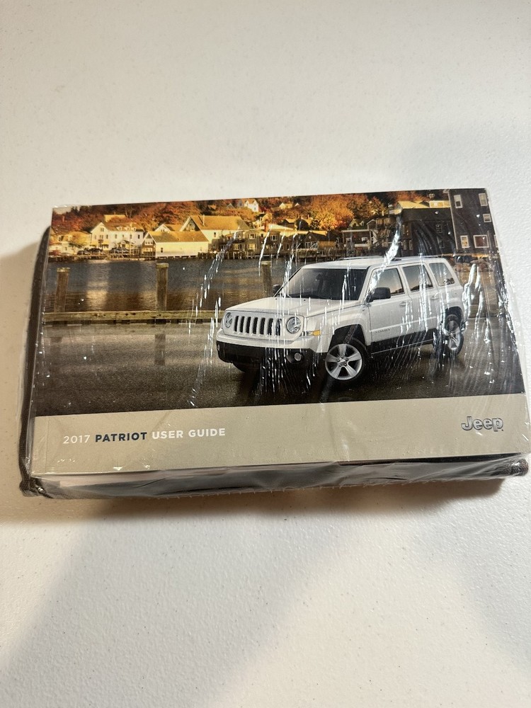 2017 Jeep Patriot Owners Manual Set