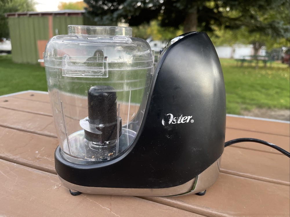 OSTER Mini Food Chopper Processor FP200 FPSTMC3321 TESTED