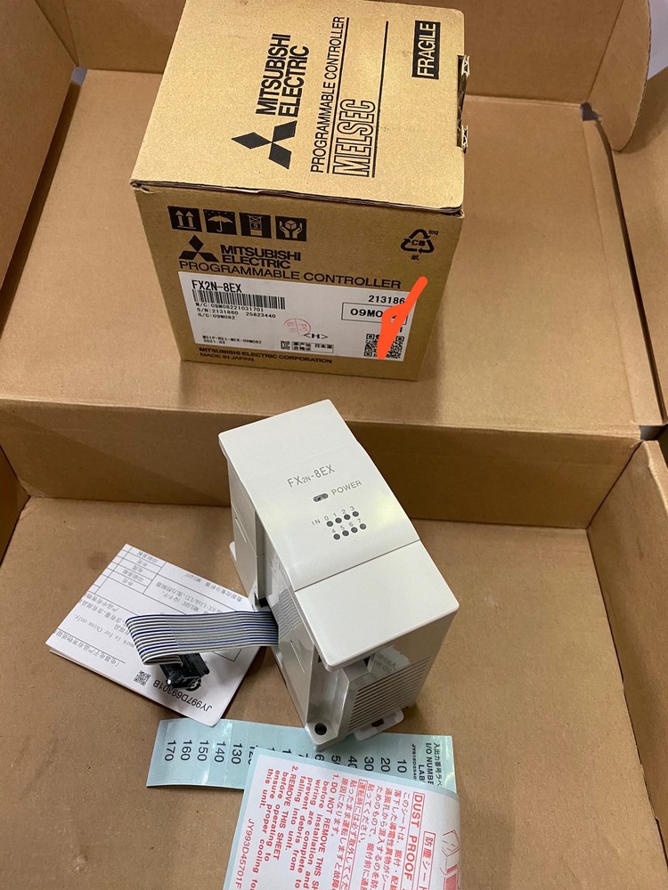 1pc Mitsubishi FX2N-8EX New