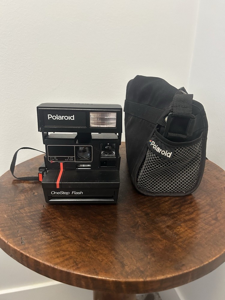 Polaroid One Step Flash Instant Camera Vintage With Strap And Bag.