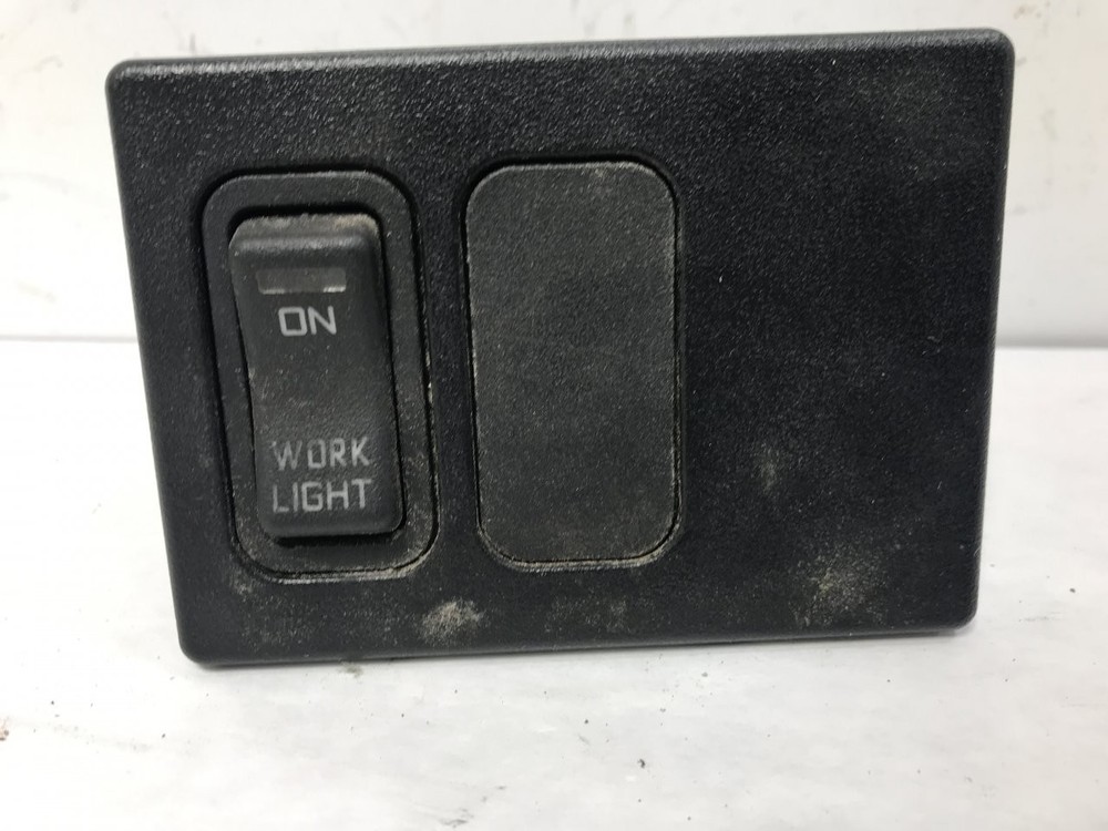 International DURASTAR (4300) SWITCH Dash Panel - Used