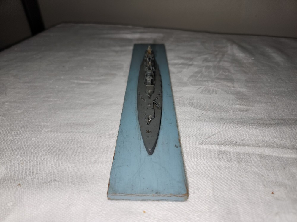 WWII Comet 1/1200 US Navy Recognition Model Japanese Ship Kongo Class