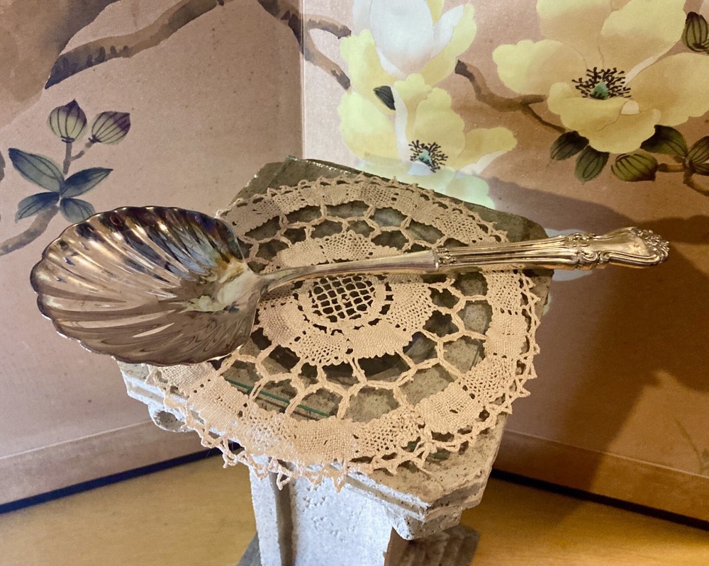 Silver Plated Scallop Shell Serving Spoon Ocean Cottage Core Kitchenalia