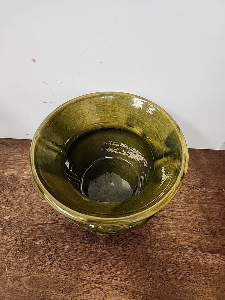 BEAUTIFUL MCCOY POTTERY GREEN GRAPE LEAF SPITTOON CUSPIDOR