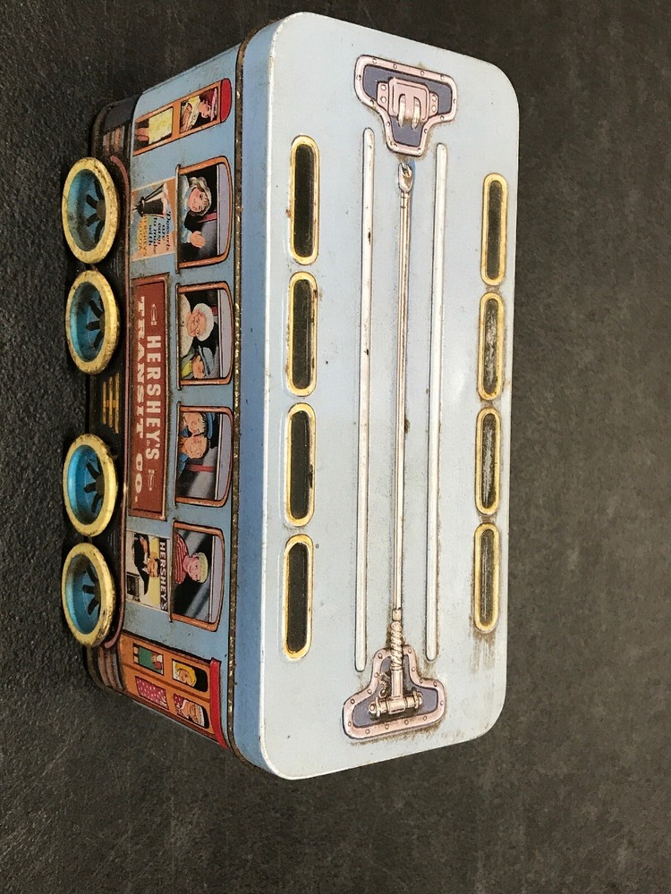 Hersheys Transit Novoltey Vehicle Series Trolley