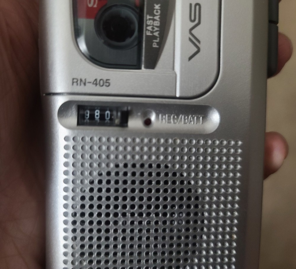 Panasonic RN-405 VAS Voice Activated System Handheld Cassette Recorder