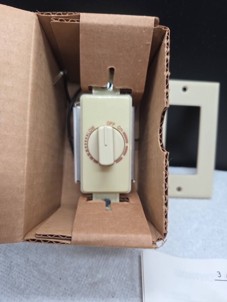 Greenheck Electronics Model 3WSSC ELECTRONIC IVORY Motor/Fan Speed Control