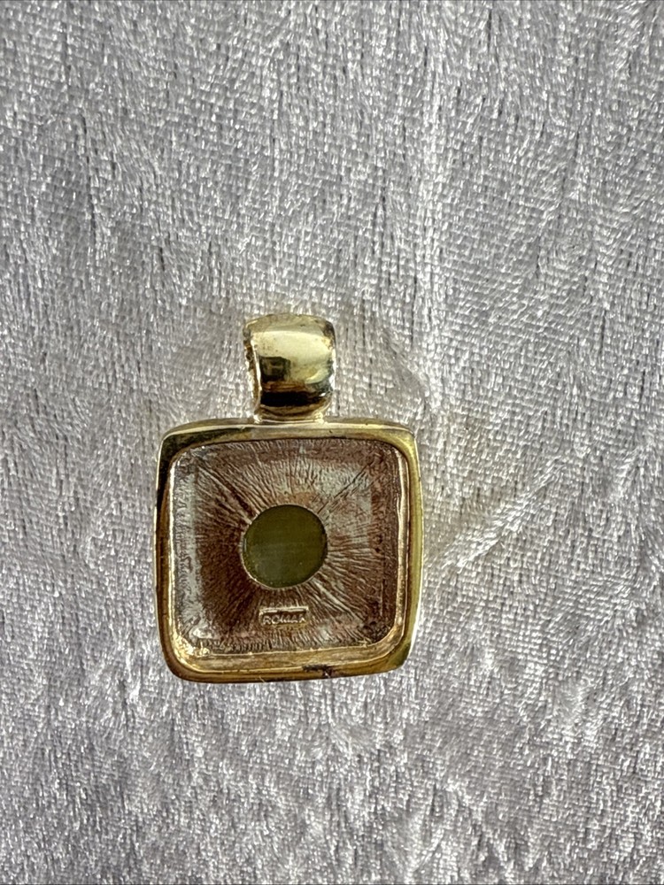 Vintage Pendant Collectors