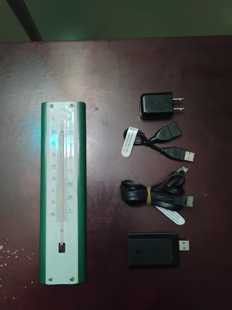 MagicJack Go Fullset And Hanging Thermometer Inside Outside & Garage