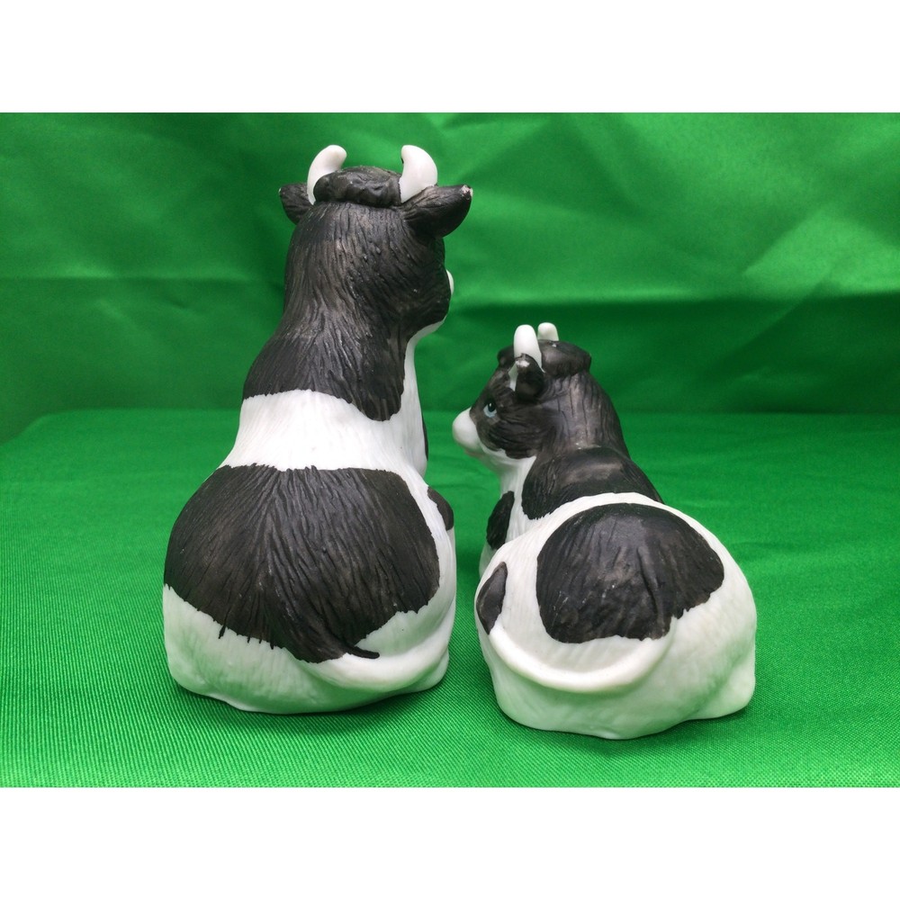 Ceramic Cow Salt and Pepper Shaker Set