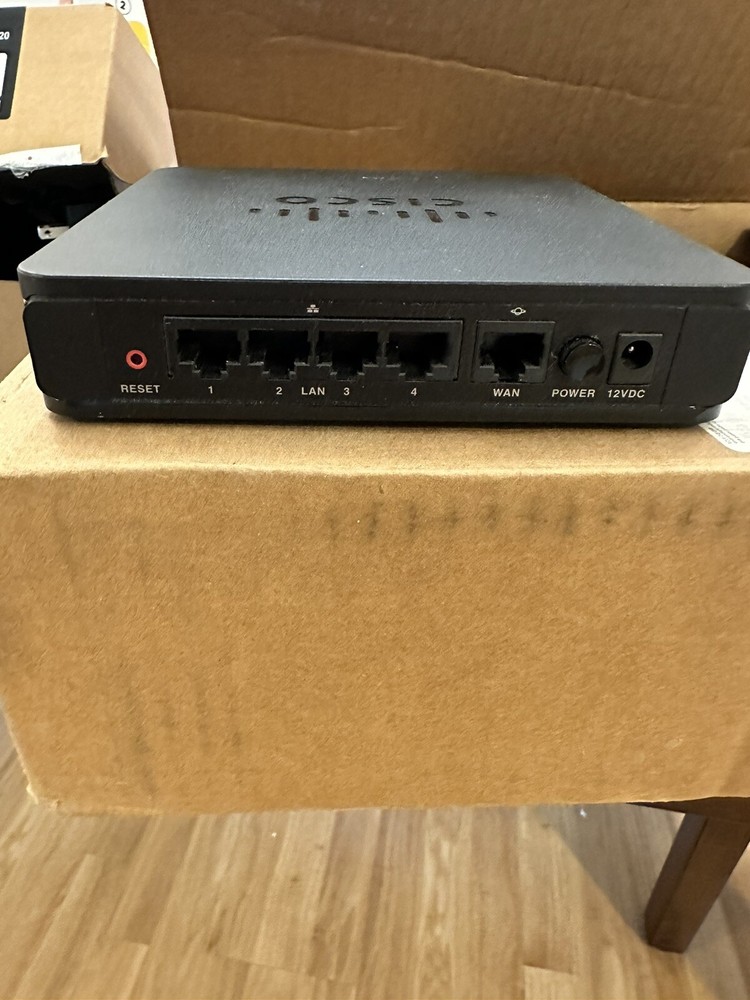 Cisco RV130 VPN Wired Router Openbox