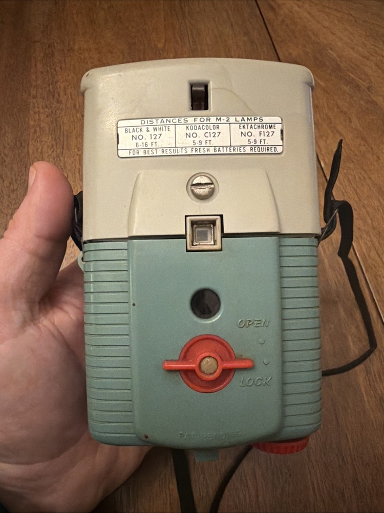 VINTAGE Imperial Mark 27 Flash Camera Good Condition
