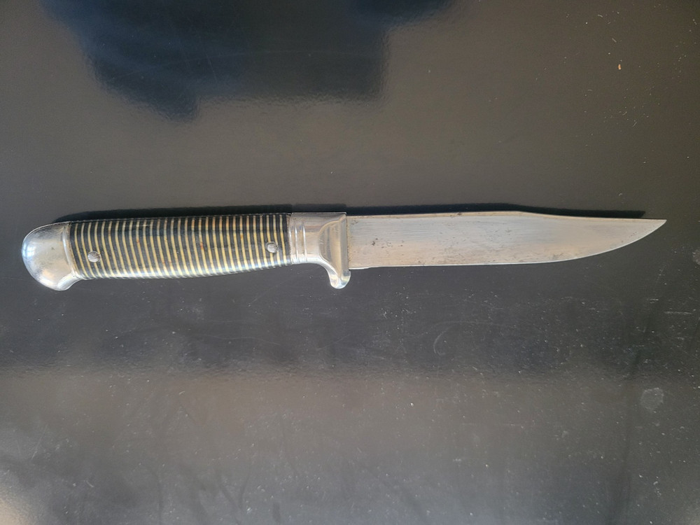 Vintage Imperial Prov RI USA Fixed Blade Knife Solid Handle