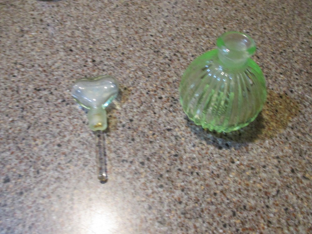 4 Vintage Perfume bottle