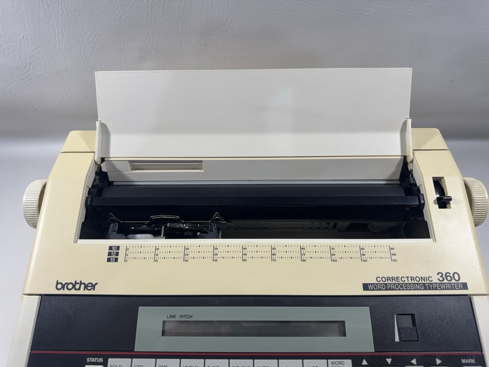 Brother Correctronic 360 Word Processing Typewriter W/EX Ribbon & Wheel Tested