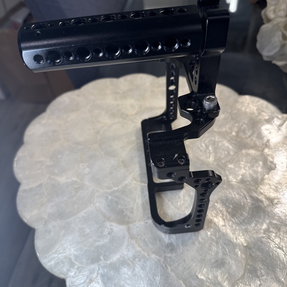 Camera Cage For Canon EOS R Digital Mirrorless Cameras & SmartRig top handle
