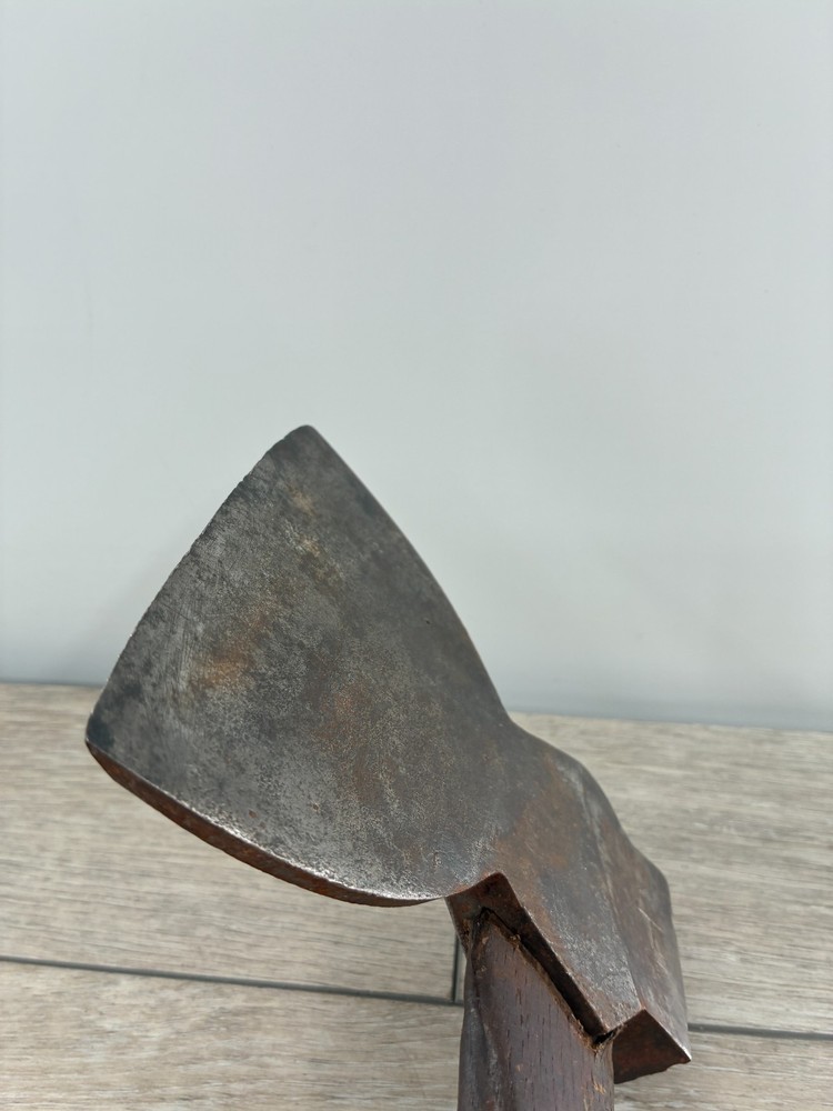 Vintage Guaranteed Plumb Broadhead Single Beveled Edge Hewing Axe Hatchet Tool