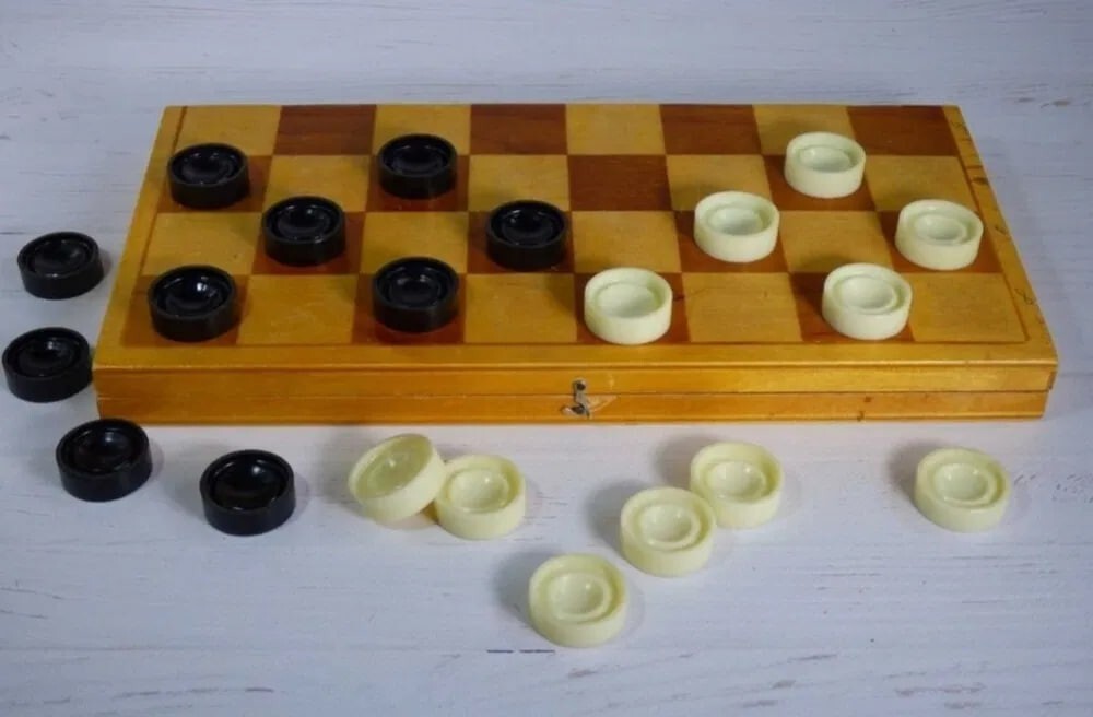 Vintage AUSMA Chess Set Soviet USSR