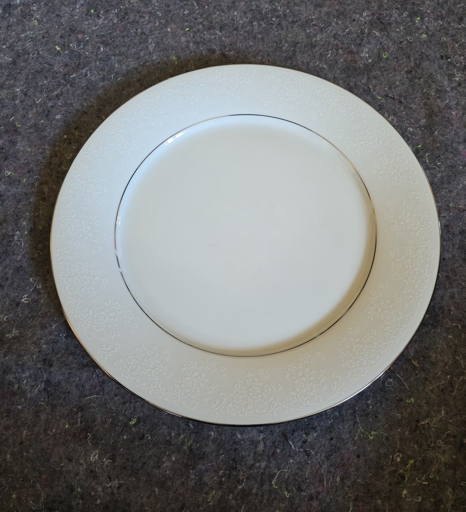 NORITAKE CONTEMPORARY TAHOE 2585 ~ 5 PC. PLACE SETTING