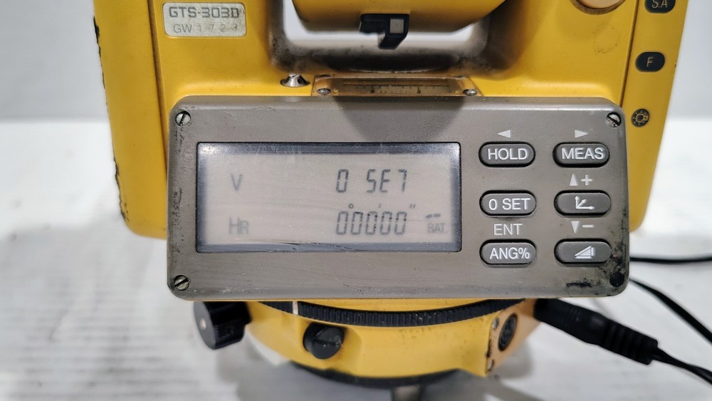 Topcon GTS-303D Electronic Precise Surveying And Data Collection Power Tested