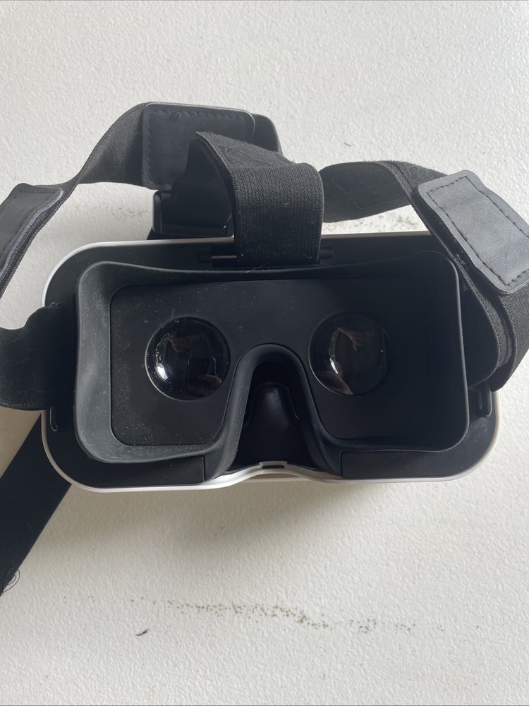 Sharper Image VR Headset