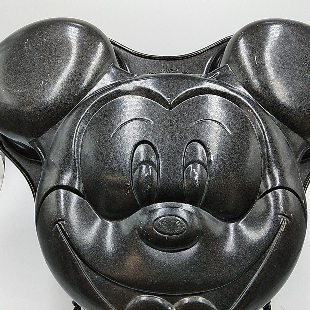 Vintage Black Disney Mickey Mouse Head Face Cake Pan Bakeware Kitchenware