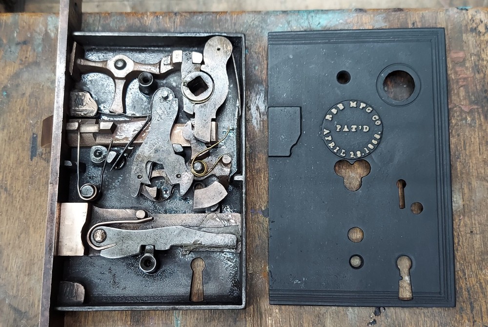 ANTIQUE MORTISES REPAIR SERVICES - Corbin - R&E - Sergeant - Yale