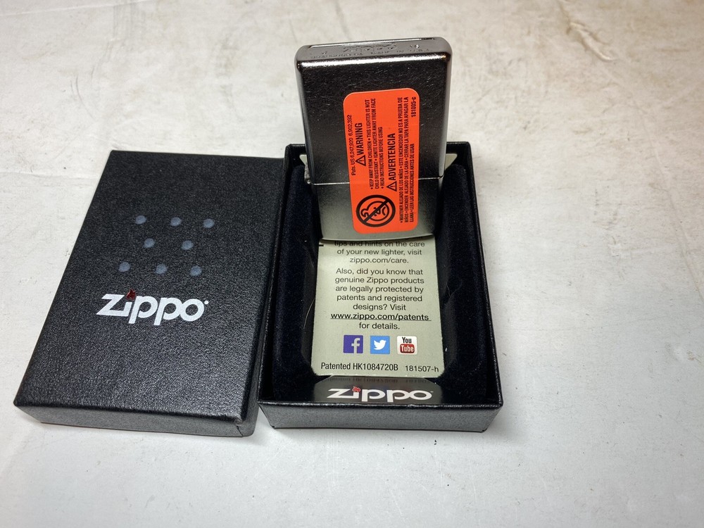 Zippo 207 Regular Street Chrome Pocket Lighter