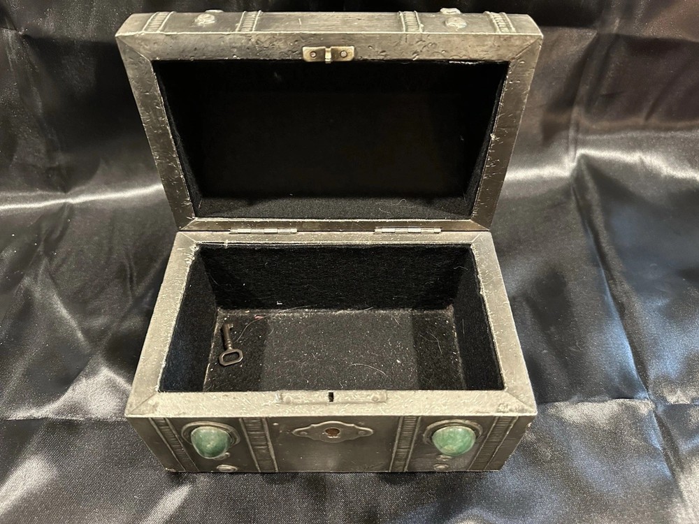 Vintage Medieval Case With Lock 7”
