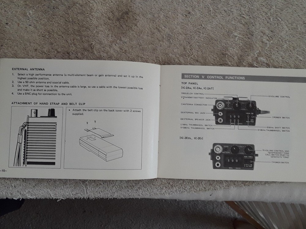 Icom IC-2AT Instruction Manual and Schematic