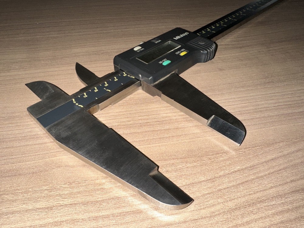 Mitutoyo 500-505-10 0-18" Absolute Digimatic Caliper