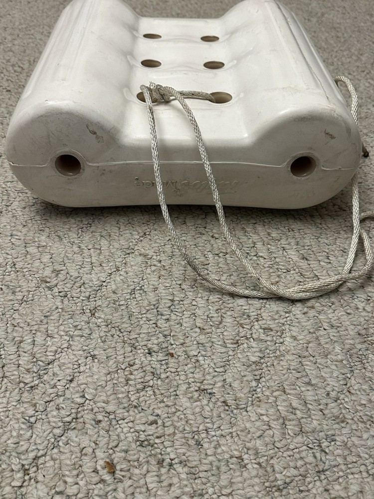 White Taylor Made Rafting Cushion