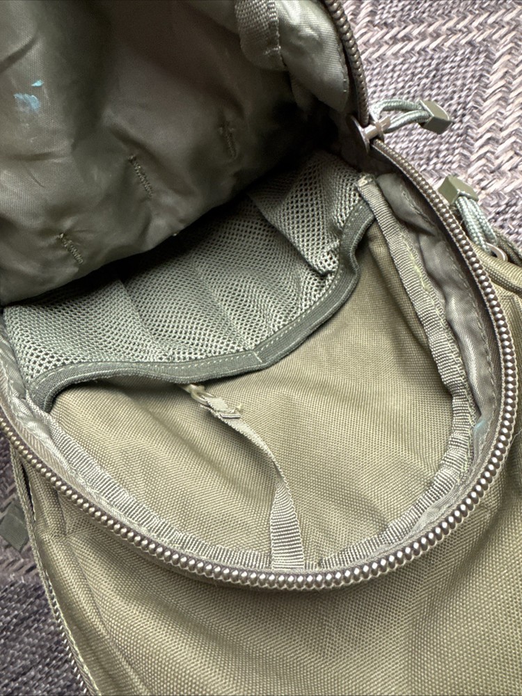 Condor 124 Discrete 2.5L Combat Nylon Hydration Backpack (no Bladder)