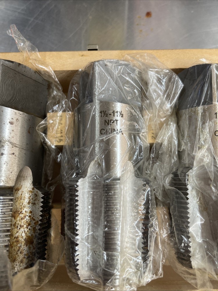 NPT pipe taps
