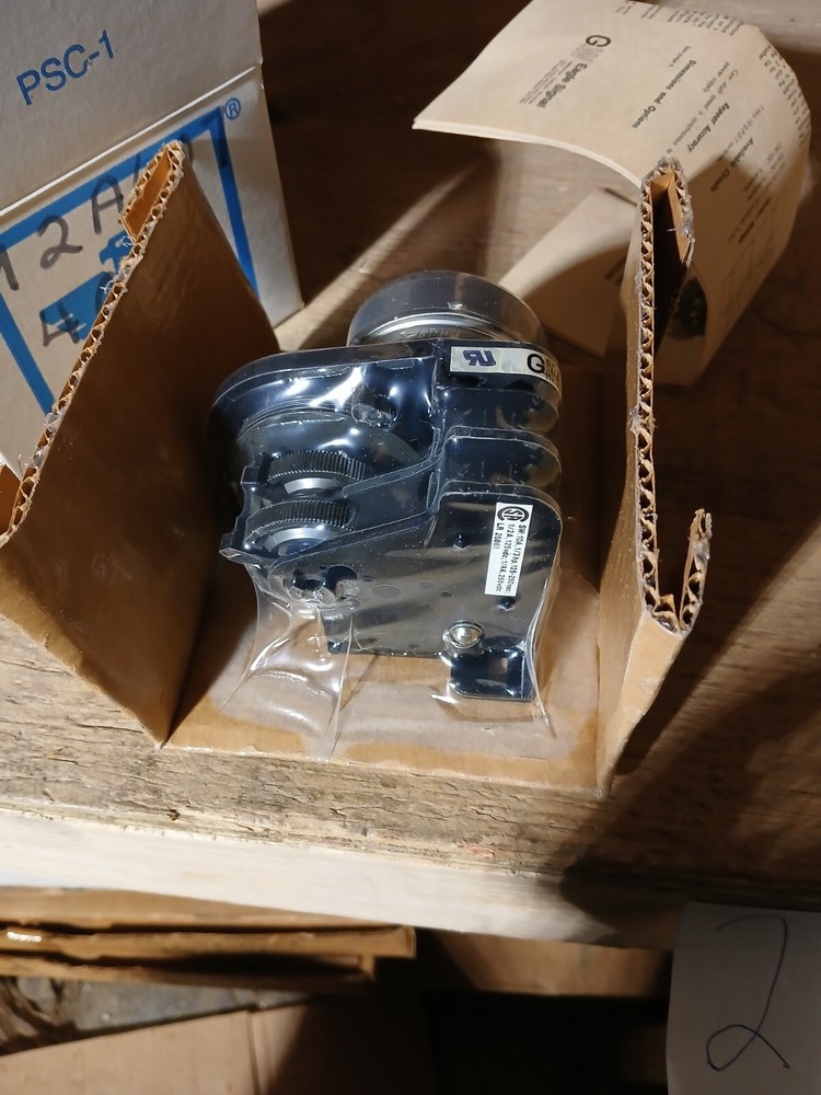 Danaher Eagle Signal Timer Controller Counter TM2A607 120v