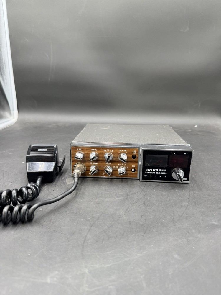 1978v Robyn SX-102D CB Transceiver UNTESTED