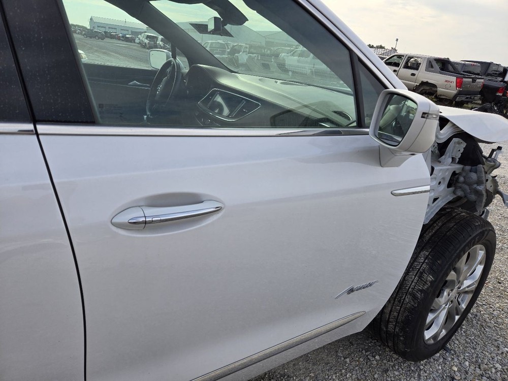 2020-2024 Buick Enclave Display and Control Panel