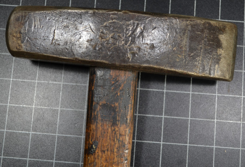 ROBINS - 13# BLACKSMITH MADE ROUNDING HAMMER WITH CUSTOM MADE HANDLE