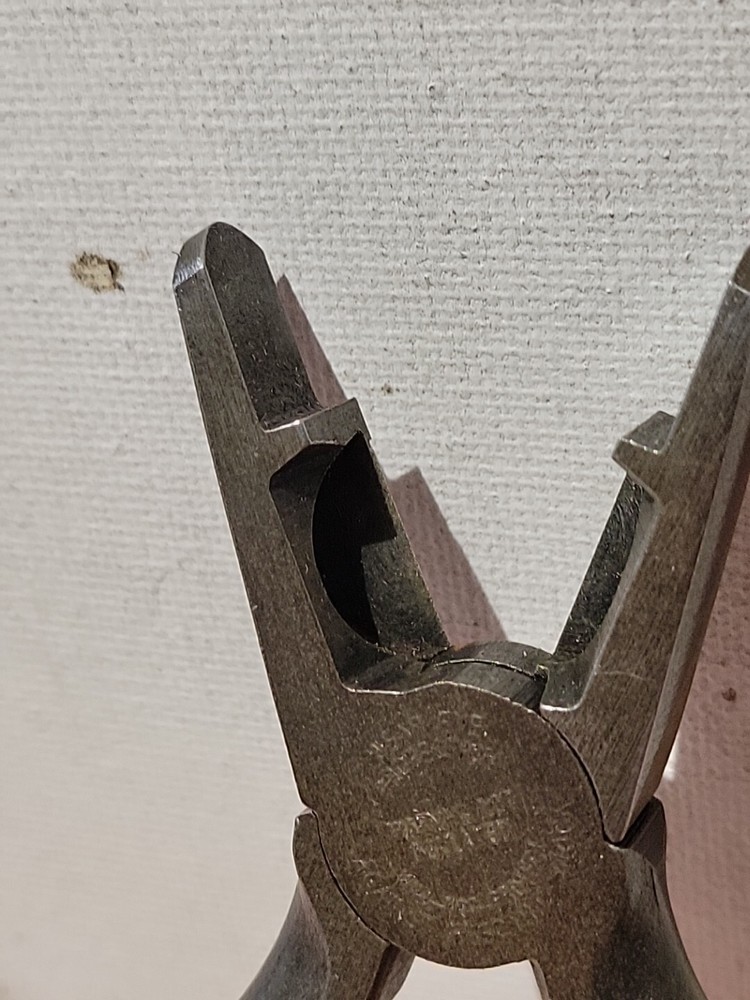 KLEIN TOOLS BELL SYSTEMS SPECIALTY PLIERS, D234-6