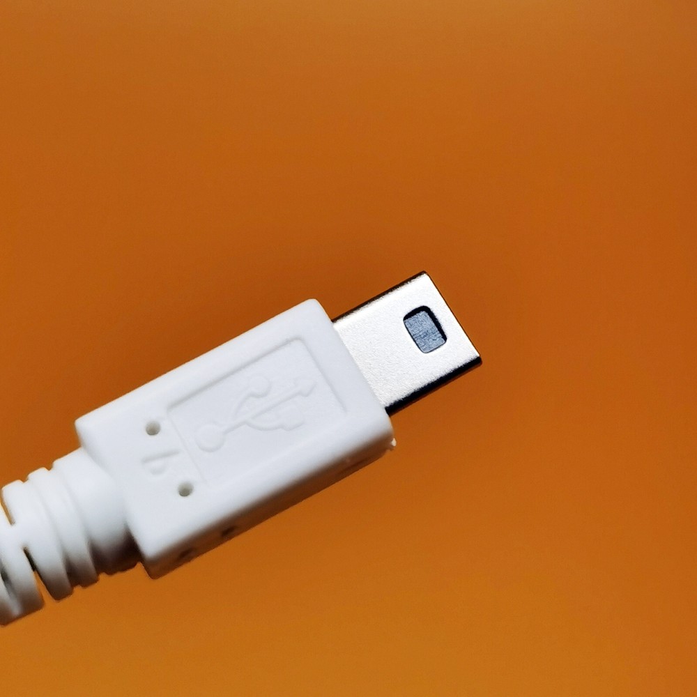 USB SYNC Data Cable Cord Lead Wire For Canon EOS 550D EOS 600D EOS 650D EOS 700D