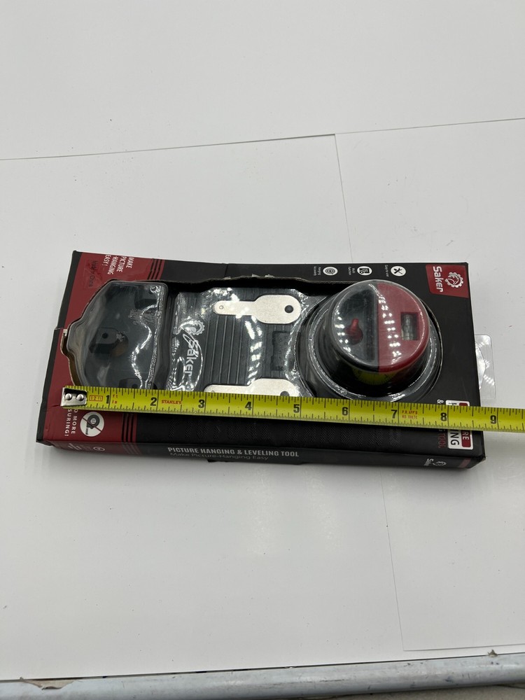 Saker Picture Hanging & Leveling Tool