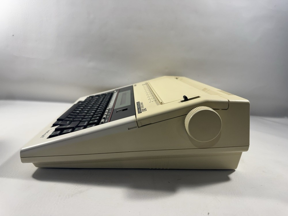 Brother Correctronic 360 Word Processing Typewriter W/EX Ribbon & Wheel Tested
