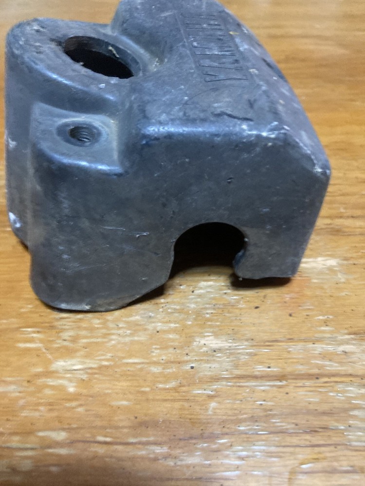 1994 YAMAHA BLASTER 200 HANDLE BAR PROTECTOR KEY SWITCH MOUNT