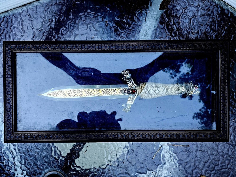 Pre-Owned 1988 Franklin Mint Viking Dagger