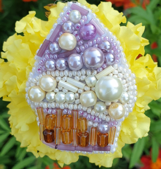 Crystal Art Beadwork kit for creating brooch BP-234C Cake