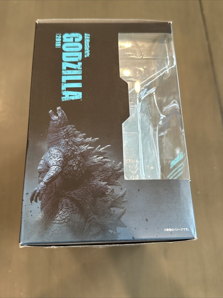 S.H.MonsterArts Godzilla [2019] (Includes All Accessories) (Read Description)