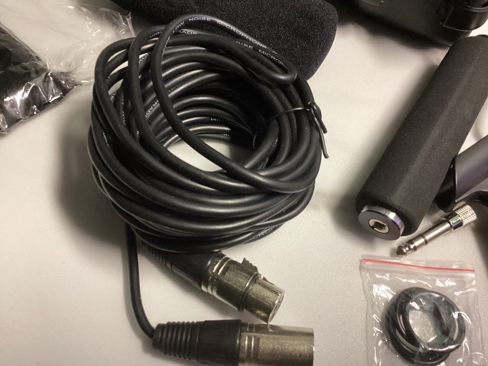 Kodak MIC711 Microphone with case.