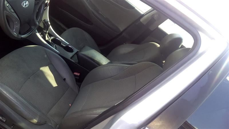 Engine ECM Electronic Control Module 2.4L Automatic Fits 11-14 SONATA 103961340